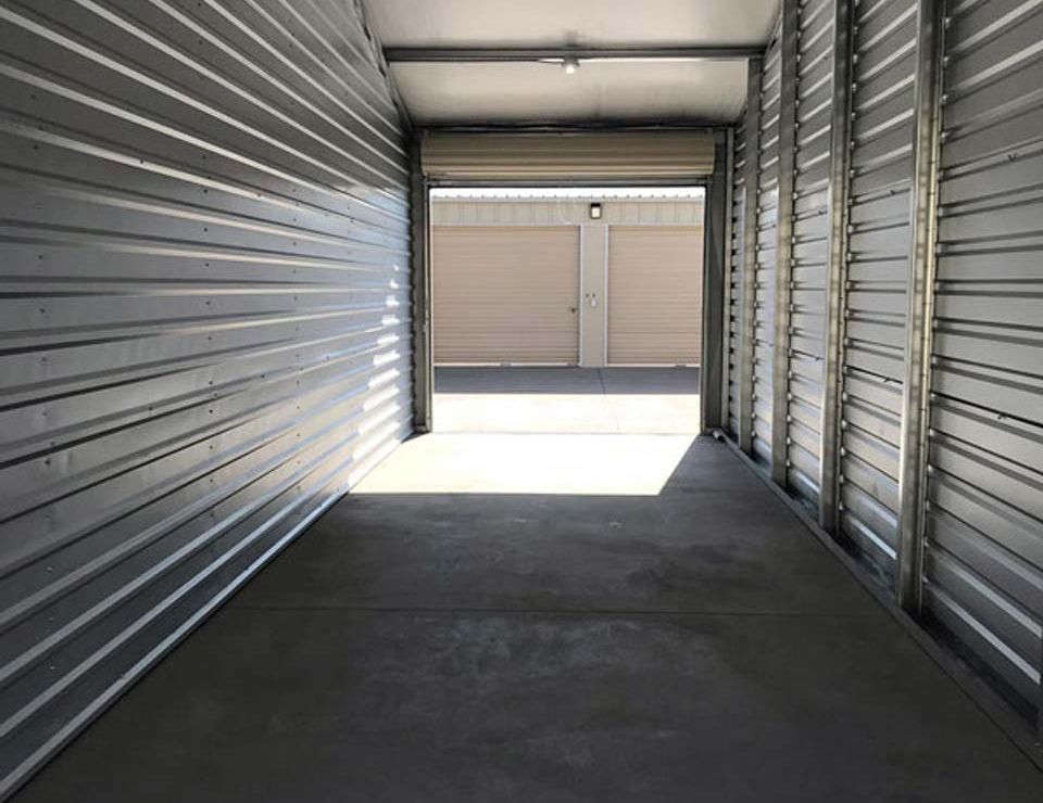 Storage unit with double doors in Reedley